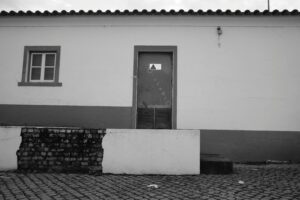Photo by noe fornells on Unsplash